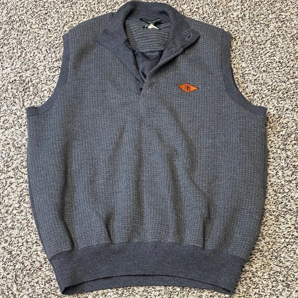 Fairway & Greene Italian Merino Wool Dark Gray V-Neck Sweater Vest